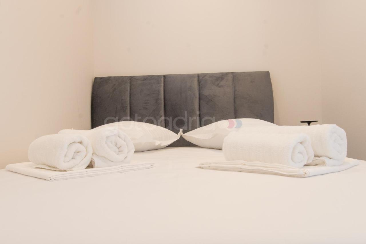 Mauro - Luxury Seaview Apartament *